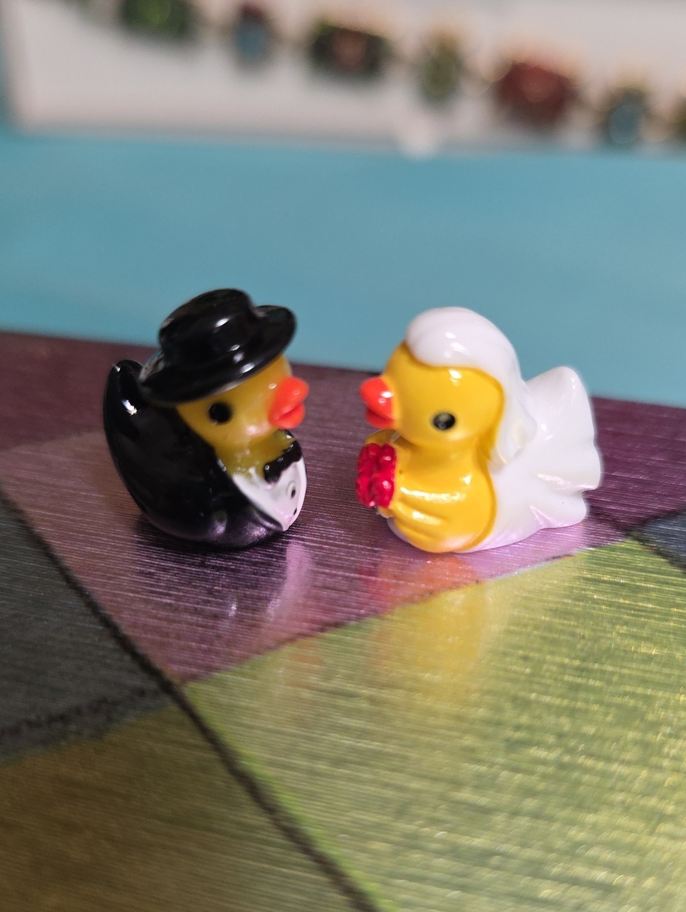 Getting Married!!!! Bride and Groom Mini Duck Set - Picture 2 of 2